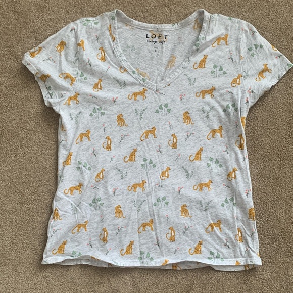 LOFT Tops - LOFT vintage tee